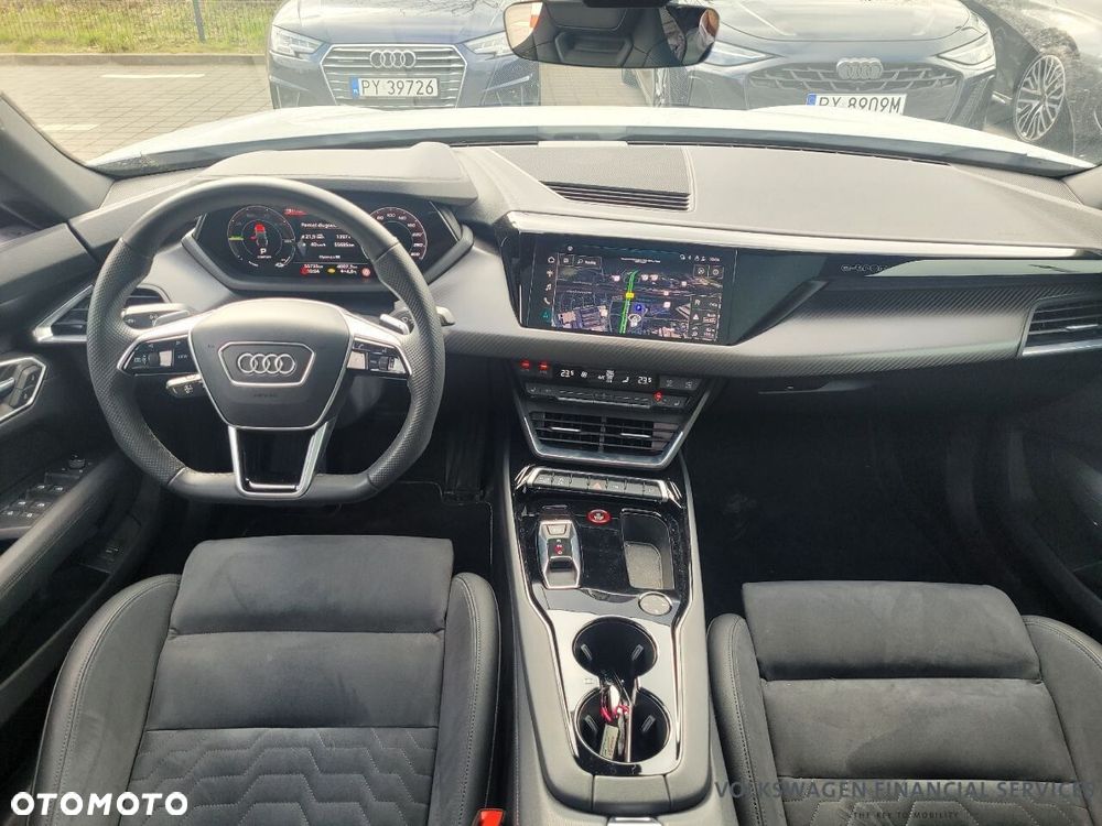 Audi e-tron GT - 11