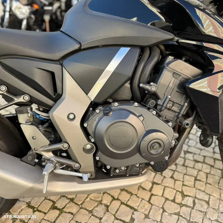 Honda CB 1000R - 18