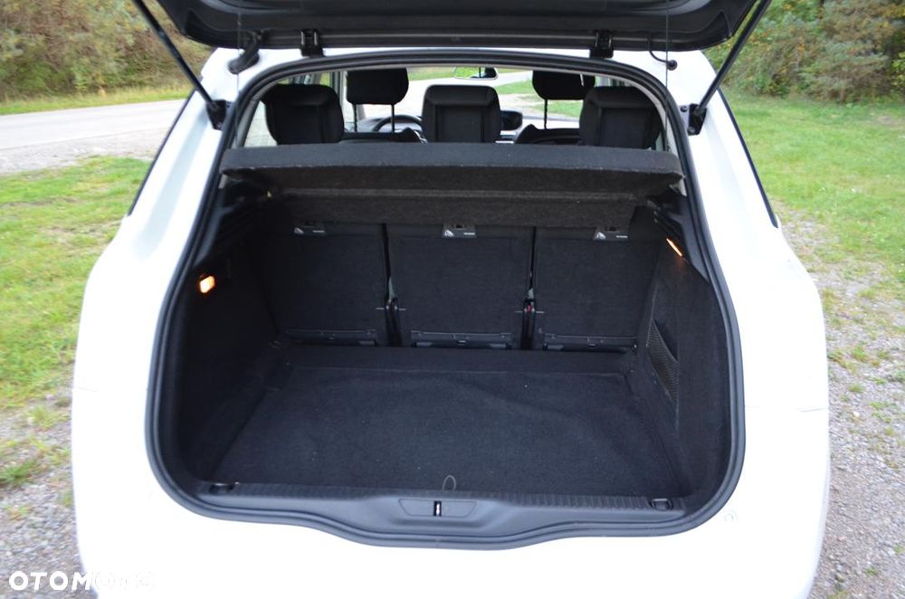 Citroën C4 Picasso 1.6 e-HDi Exclusive - 17