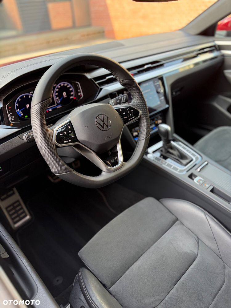 Volkswagen Arteon 2.0 TSI R-Line DSG - 24