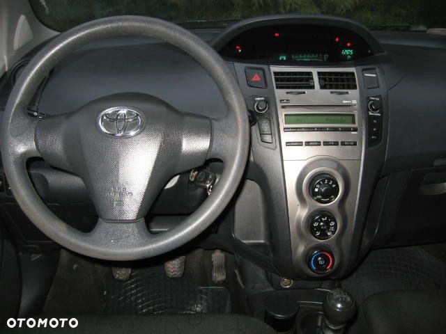 Toyota Yaris 1.33 Luna - 10