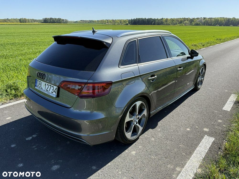 Audi A3 Sportback 1.4 TFSI S line Sportpaket - 29