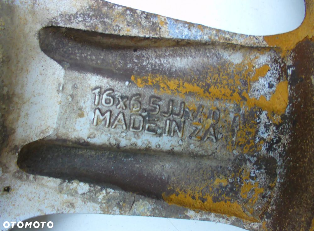 Nissan Felga Aluminiowe 5x114.3  6.5x16  et40 - 7