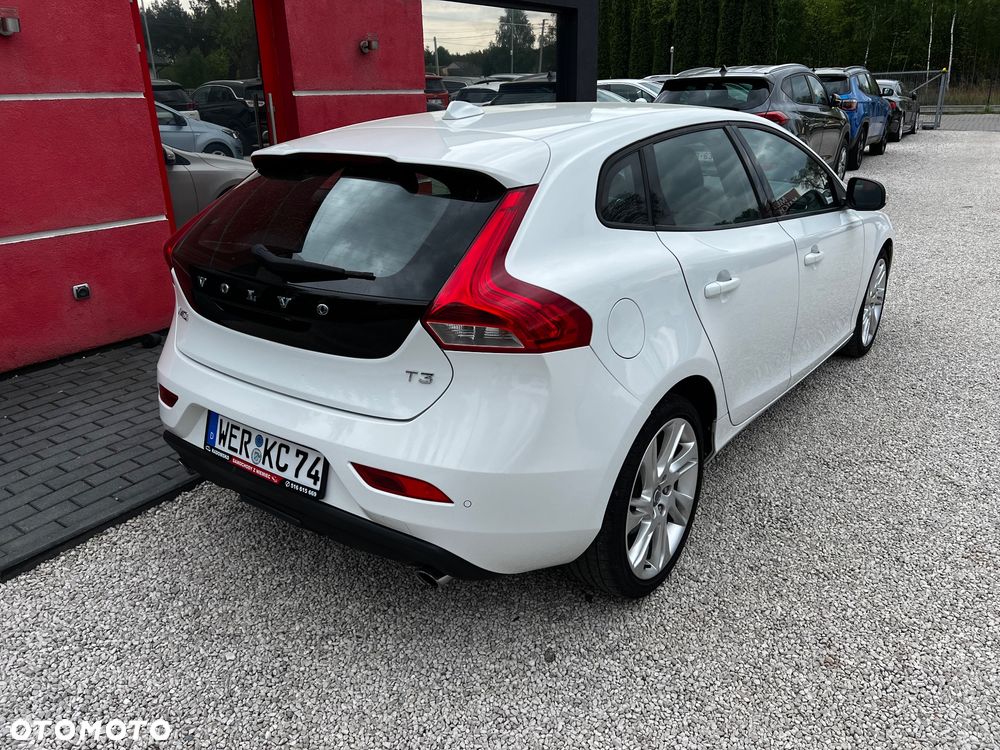 Volvo V40 T3 - 2