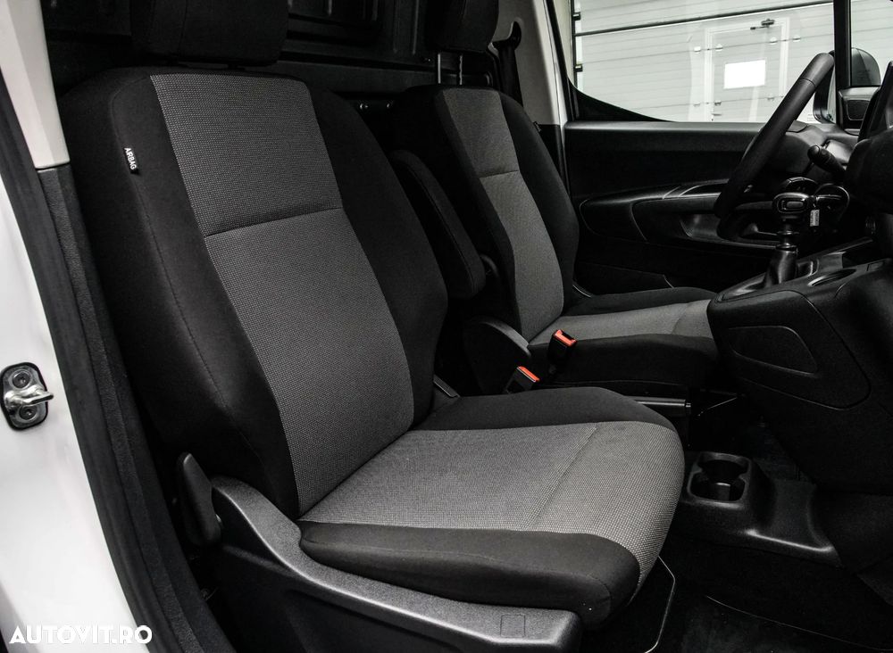 Toyota Proace City - 13