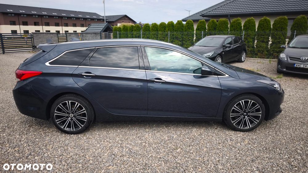 Hyundai i40 Kombi 2.0 Automatik Premium - 30