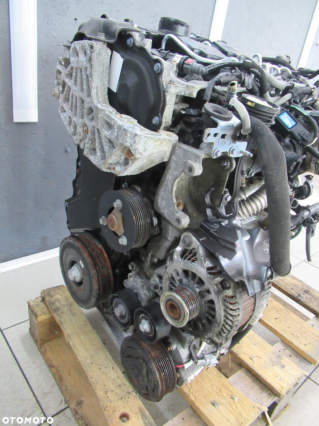 Silnik KOMPLETNY 2.0 dci M9R Vivaro Trafic m9r M9R E4 - 4