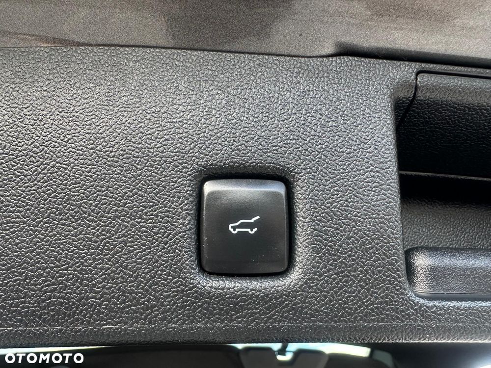 Ford Kuga 2.5 Duratec PHEV VIGNALE - 32