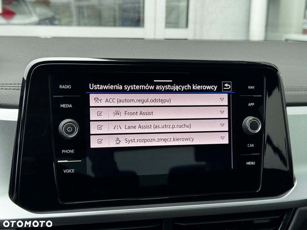 Volkswagen T-Roc 1.5 TSI Life - 21