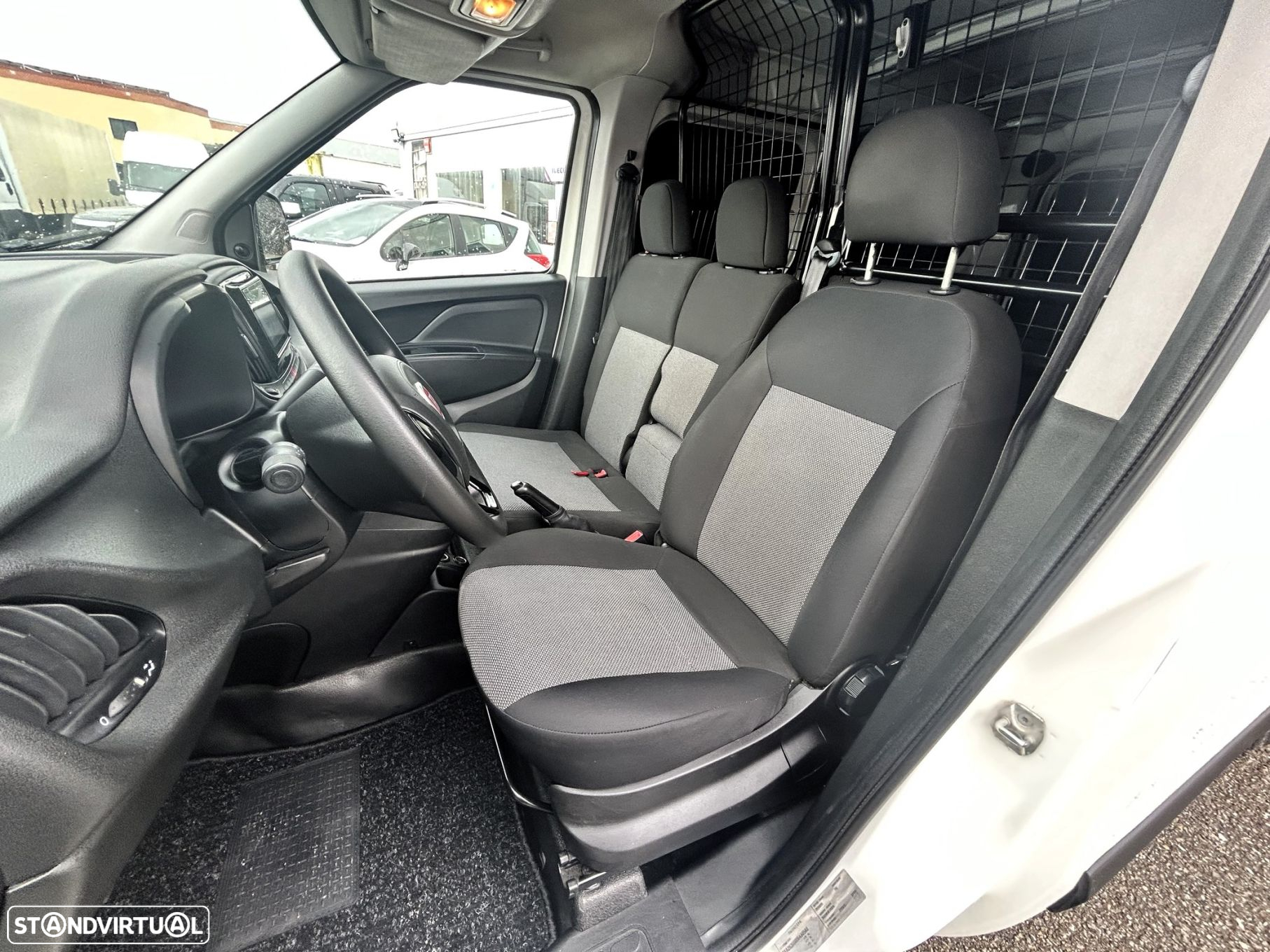 Fiat Doblo 1.6 MJ Maxi Light 3L - 12