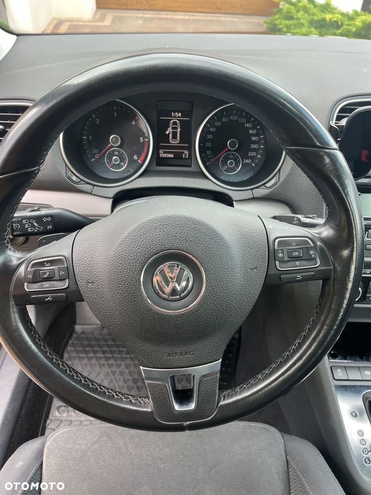 Volkswagen Golf 1.6 TDI BlueMot Comfortline DSG - 11