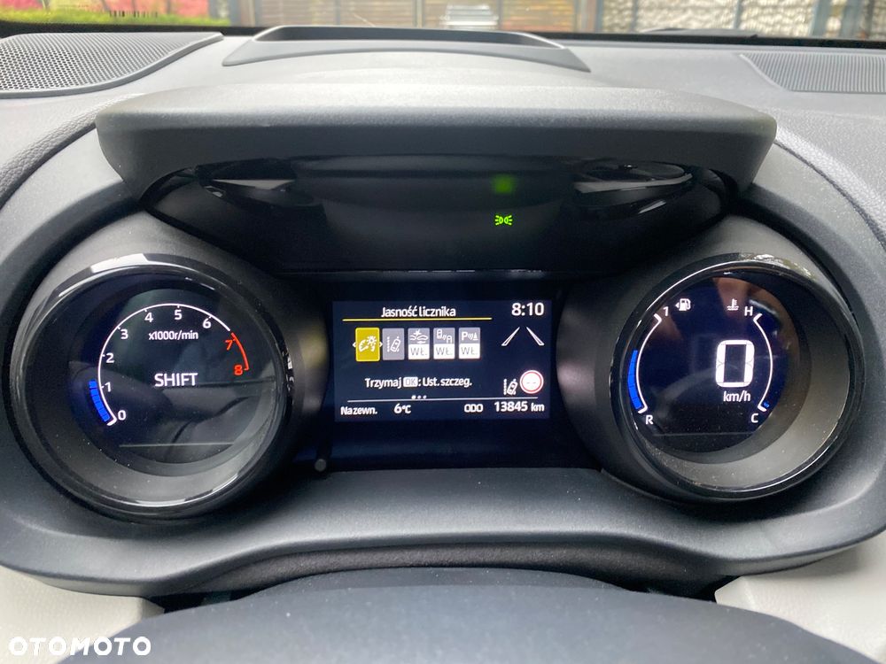 Toyota Yaris 1.5 Executive - 33