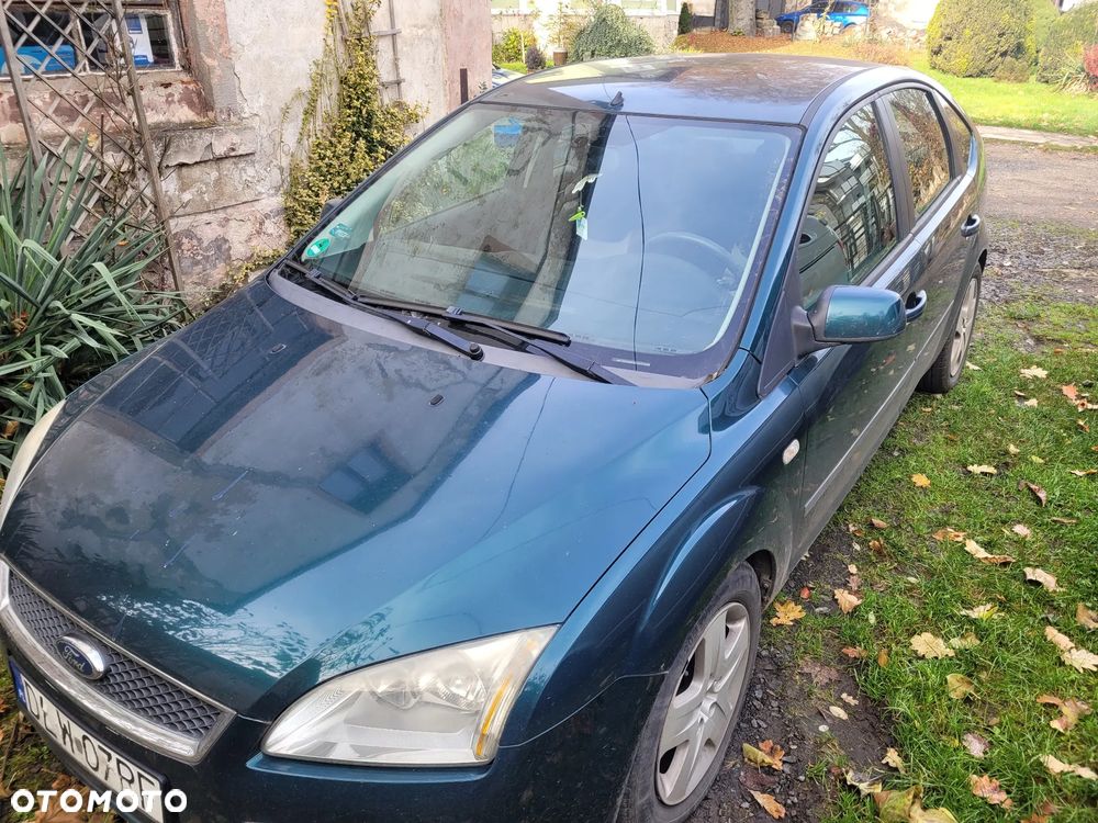 Ford Focus 1.8 TDCi Ambiente - 4