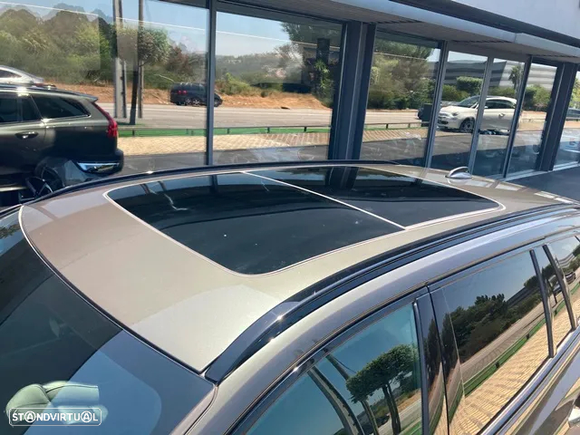 Volvo V60 2.0 T8 AWD TE R-Design - 12