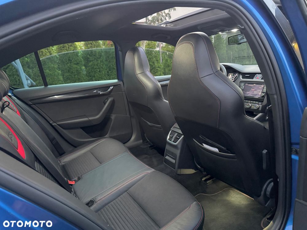 Skoda Octavia 2.0 TSI (Green tec) DSG RS - 18