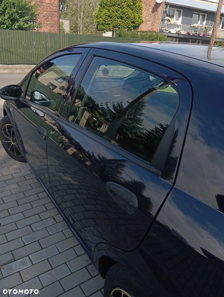 Fiat Punto 1.2 16V Dynamic - 4