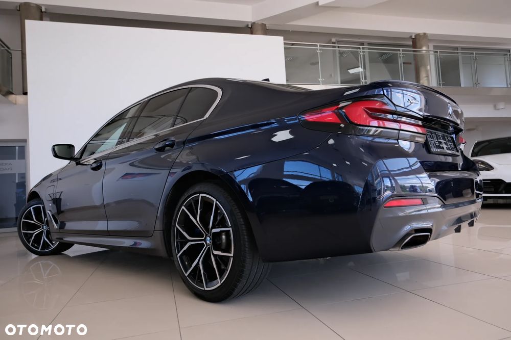 BMW Seria 5 530e xDrive Luxury Line sport - 18