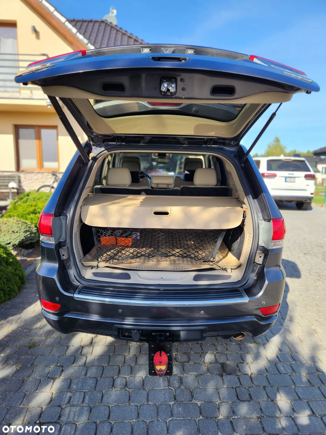Jeep Grand Cherokee - 14