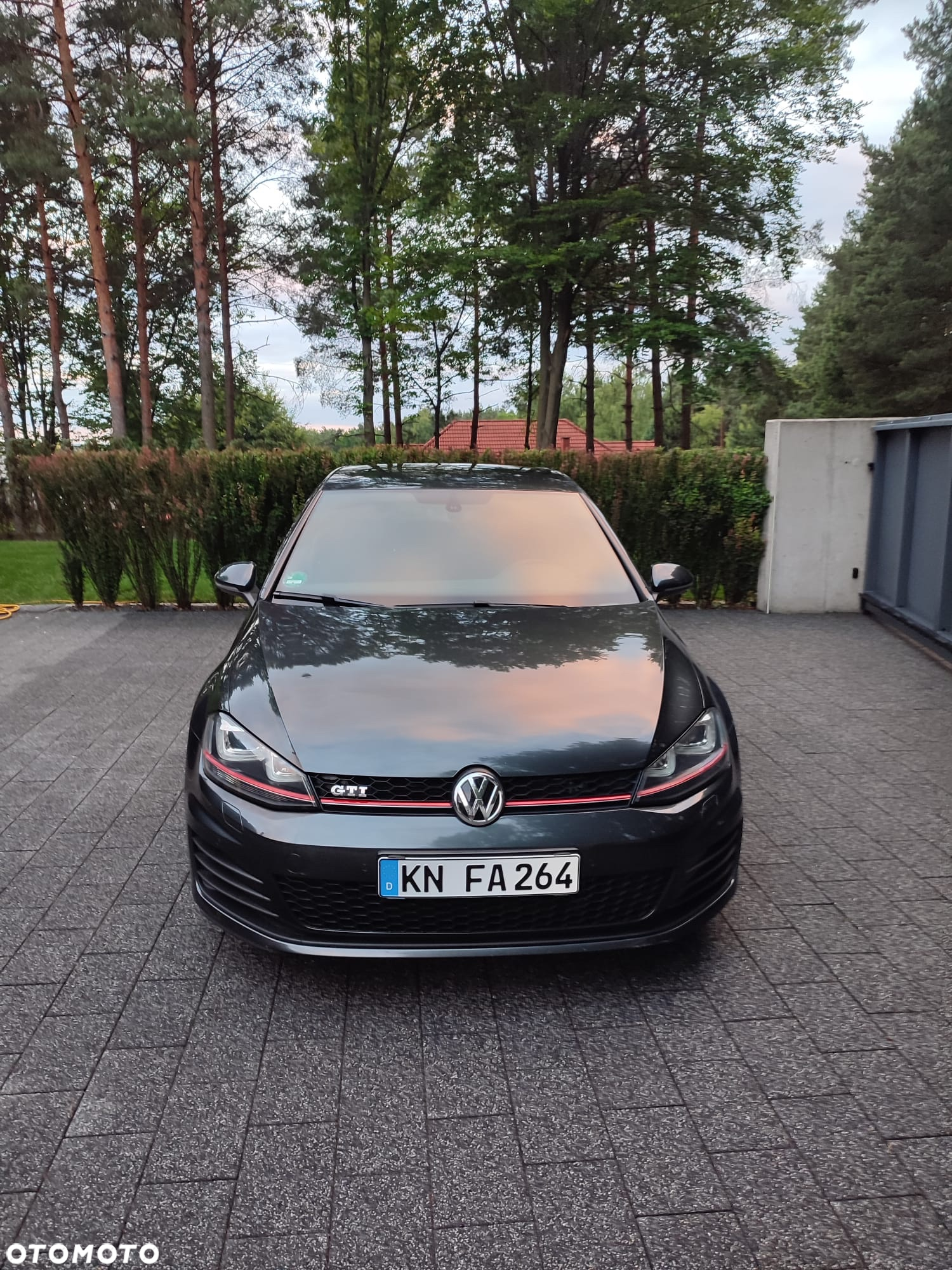 Volkswagen Golf GTI Performance BlueMotion Technology - 21