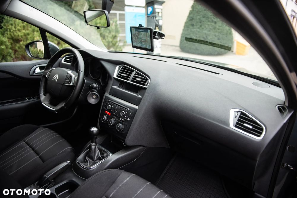 Citroën C4 VTi 95 Selection - 24