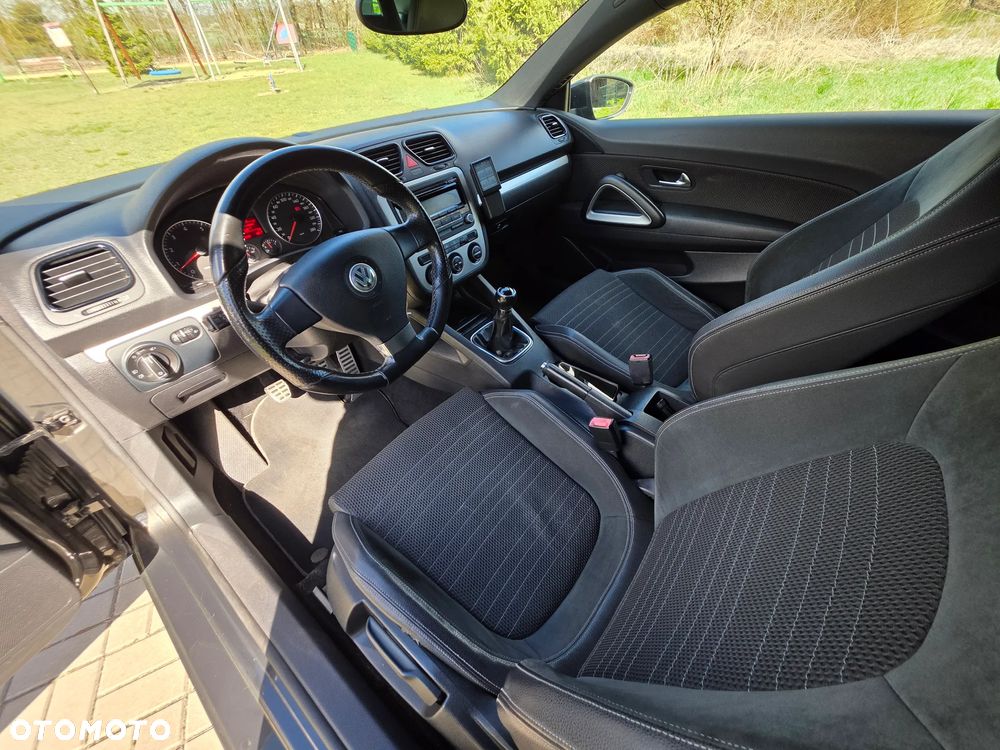 Volkswagen Scirocco - 14