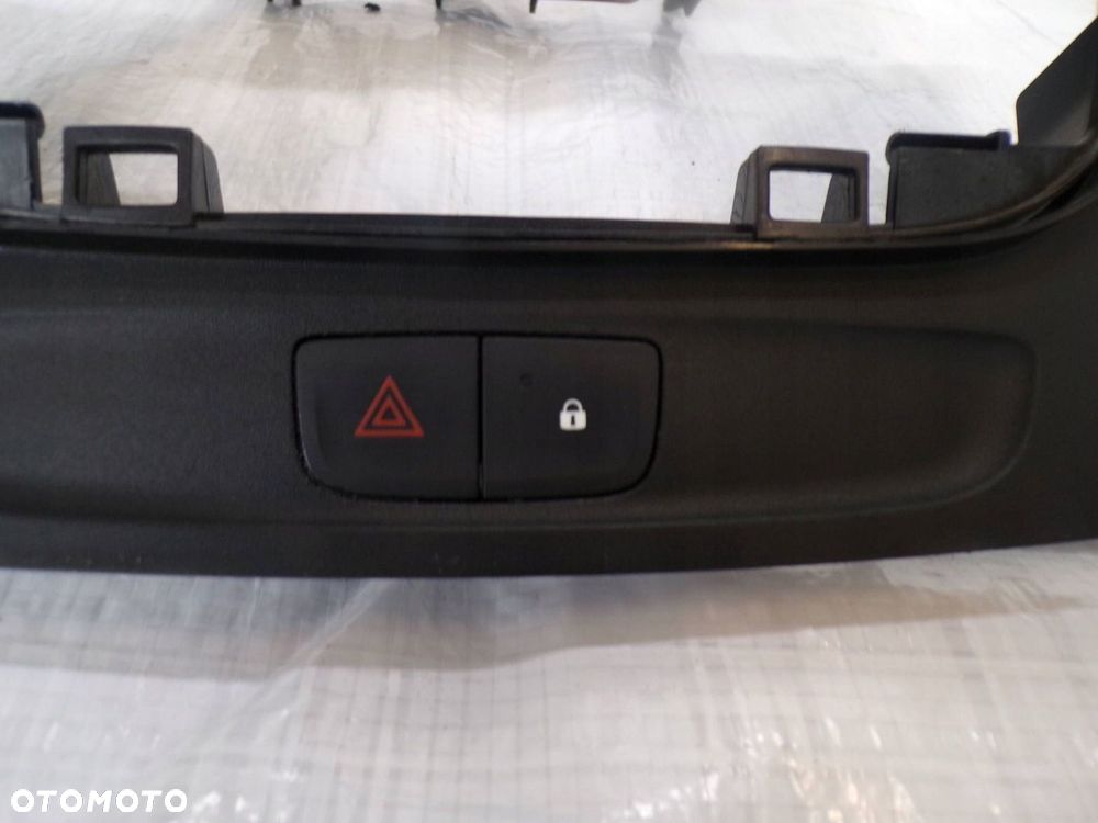 RENAULT TRAFIC III VIVARO B RAMKA ŚRODKOWA RADIA PANELU PRZYCISK - 7