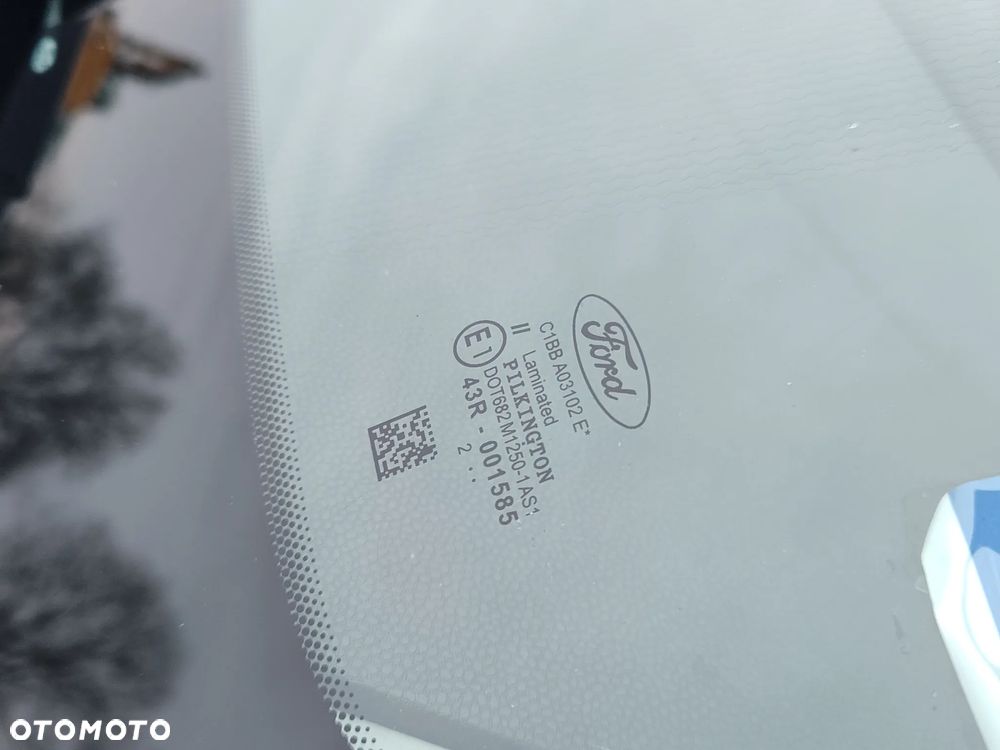 Ford Fiesta 1.0 EcoBoost S&S TITANIUM X - 17