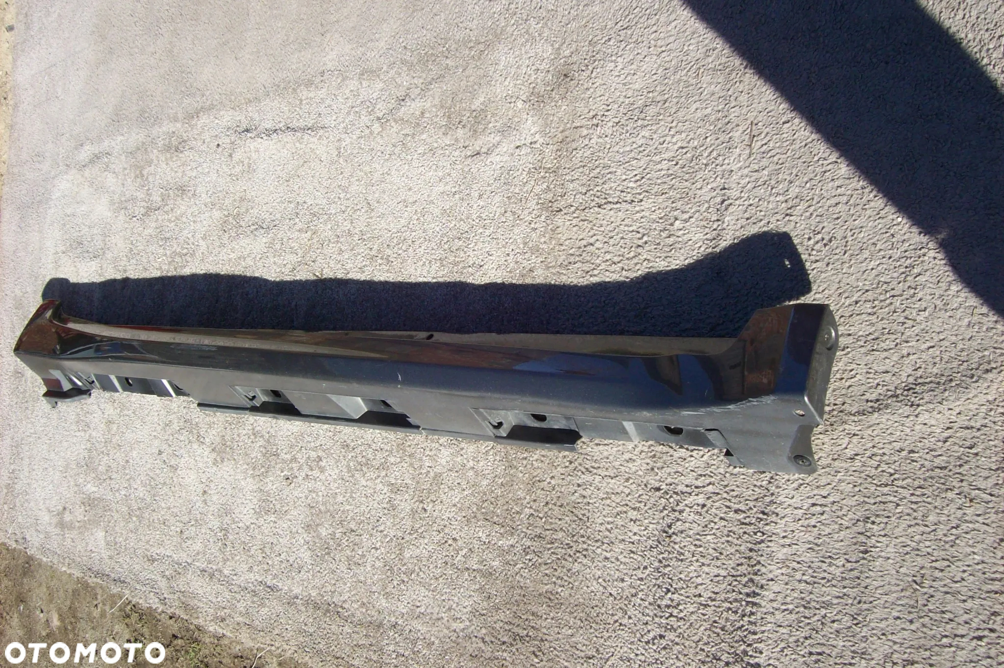 LISTWA PROGOWA PRAWA TOYOTA AVENSIS T-27 T-29 - 3