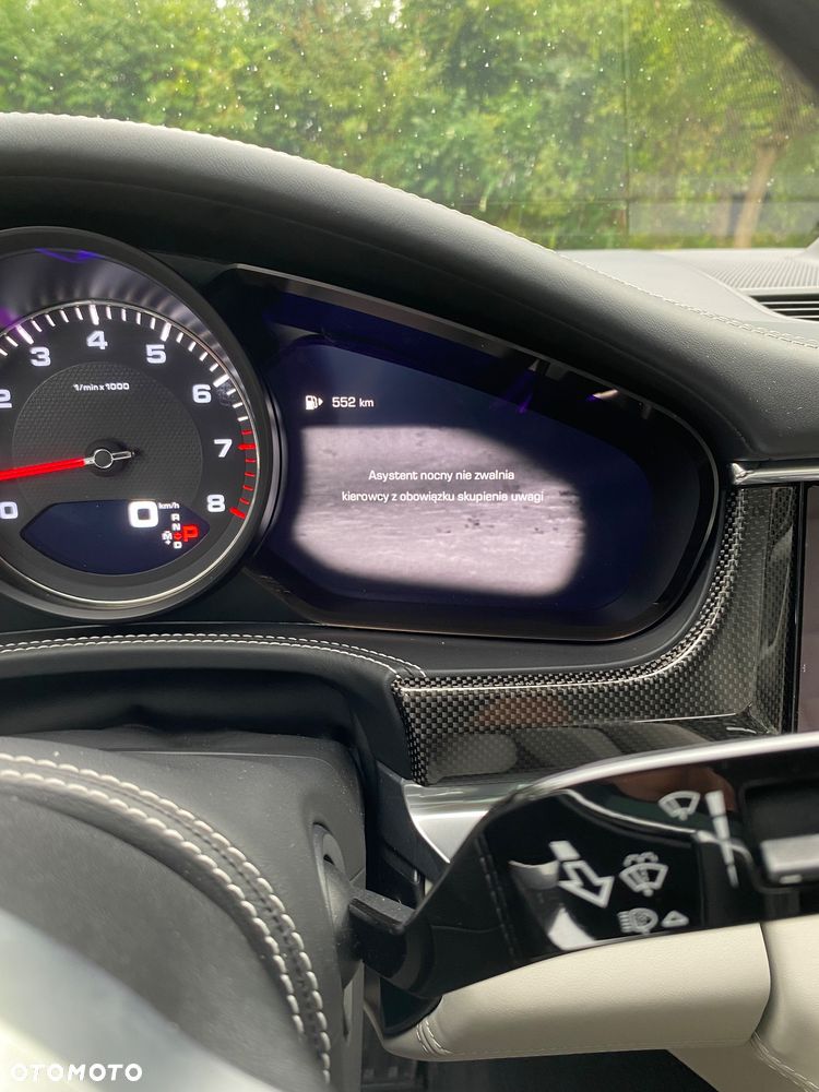 Porsche Panamera 4S Executive - 20