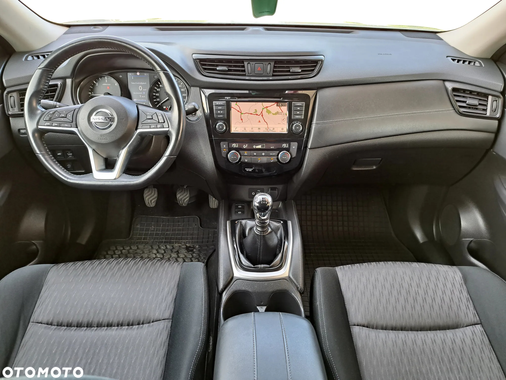Nissan X-Trail - 21