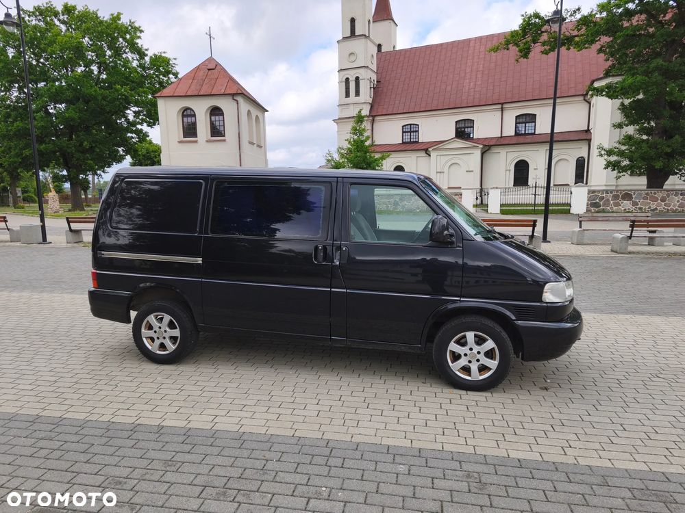Volkswagen Transporter - 11