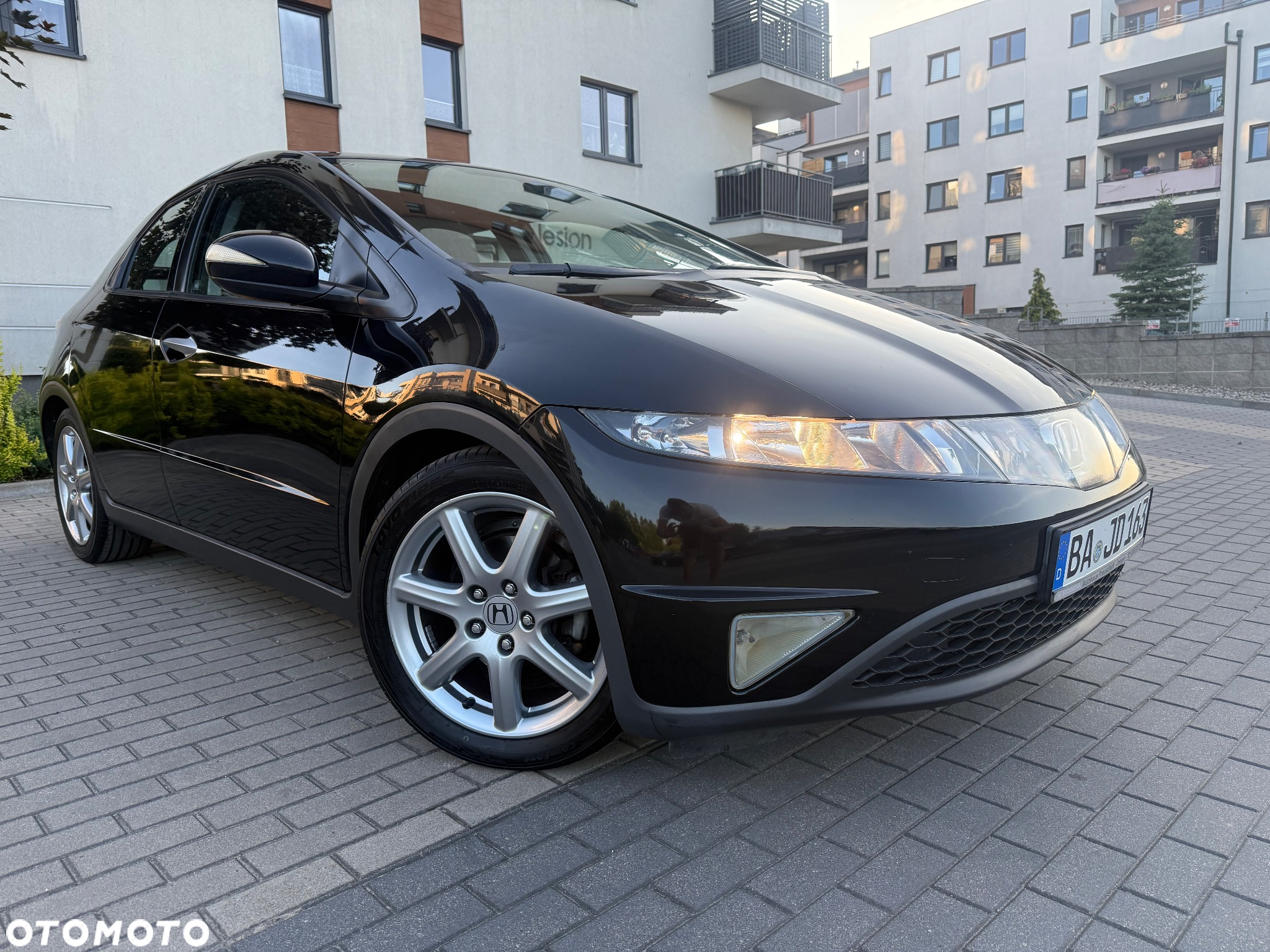 Honda Civic 1.8i-VTEC Comfort - 4