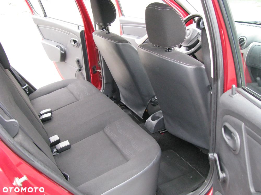 Dacia Sandero - 11
