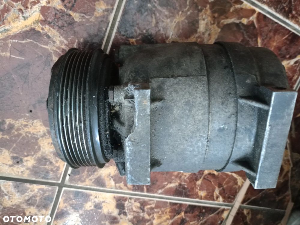 Kompresor klimatyzacji Renault Scenic 2, 1,6 Benzyna - 1