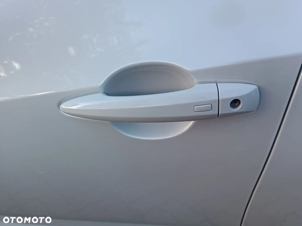 Nissan Juke 1.0 DIG-T N-Connecta DCT - 18