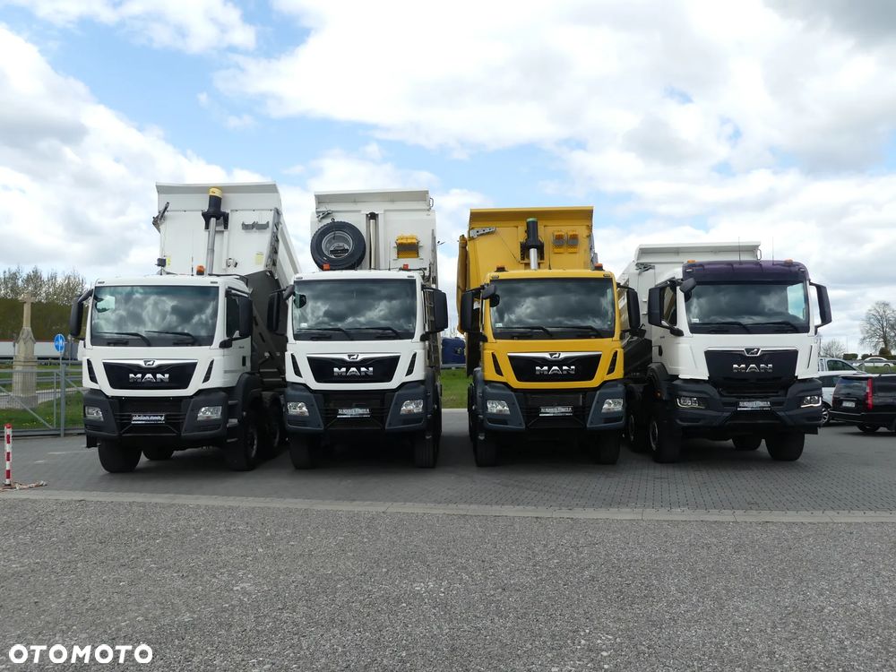 MAN TGS 41.470 / 8x8 / WYWROTKA KH-KIPPER / MANUAL / EURO 6 / - 2