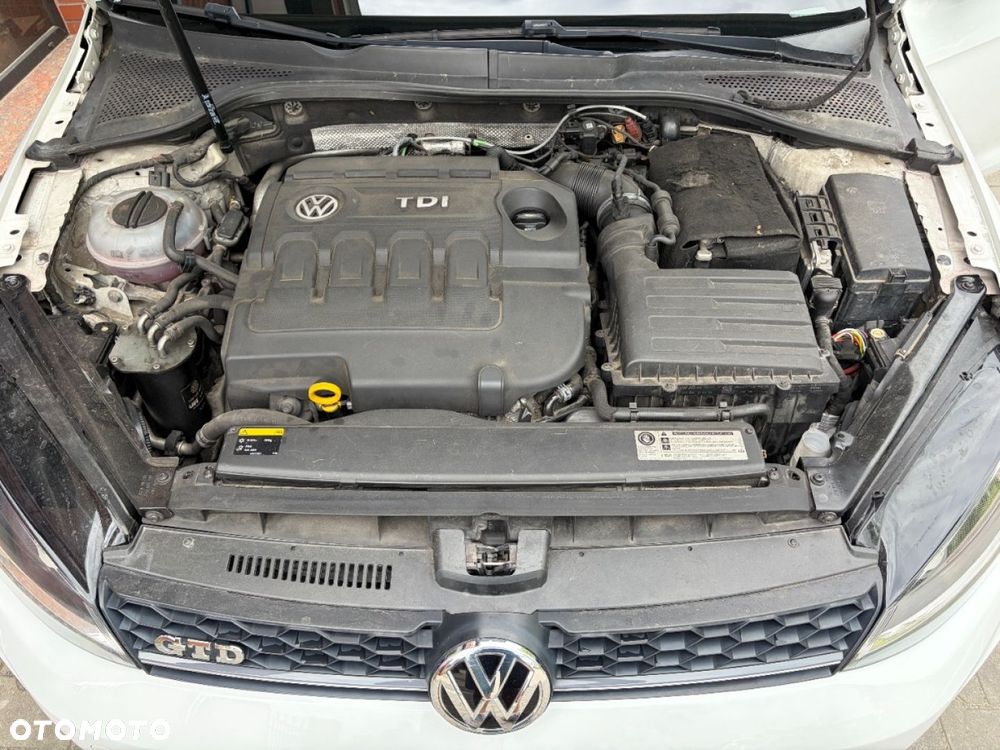 Volkswagen Golf GTD 2.0 TDI SCR DSG - 24