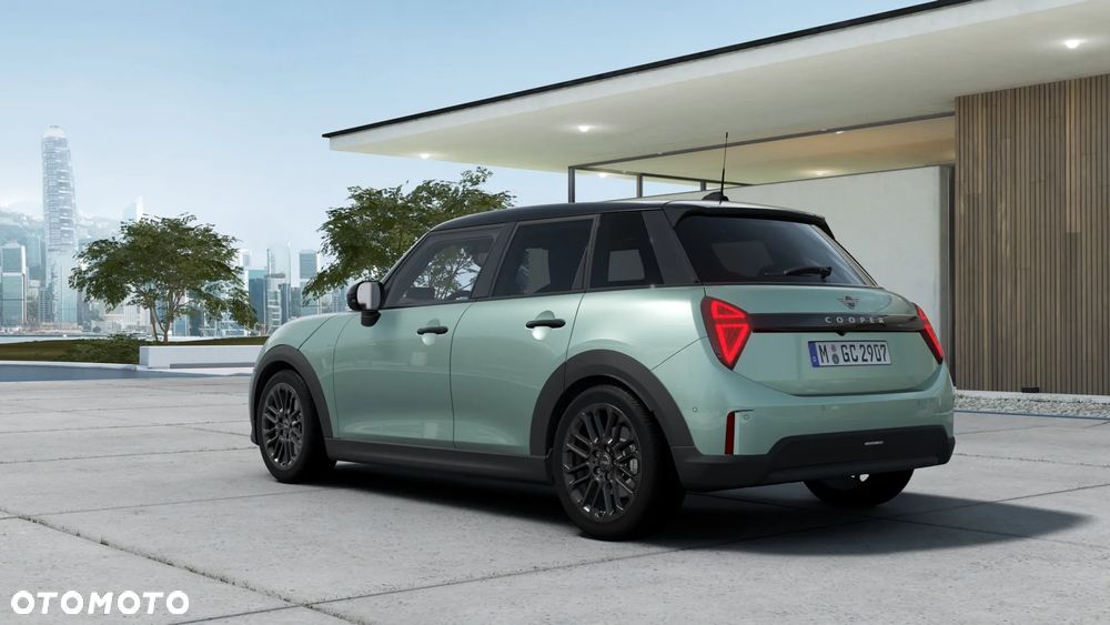 MINI Cooper C Favoured Trim - 3