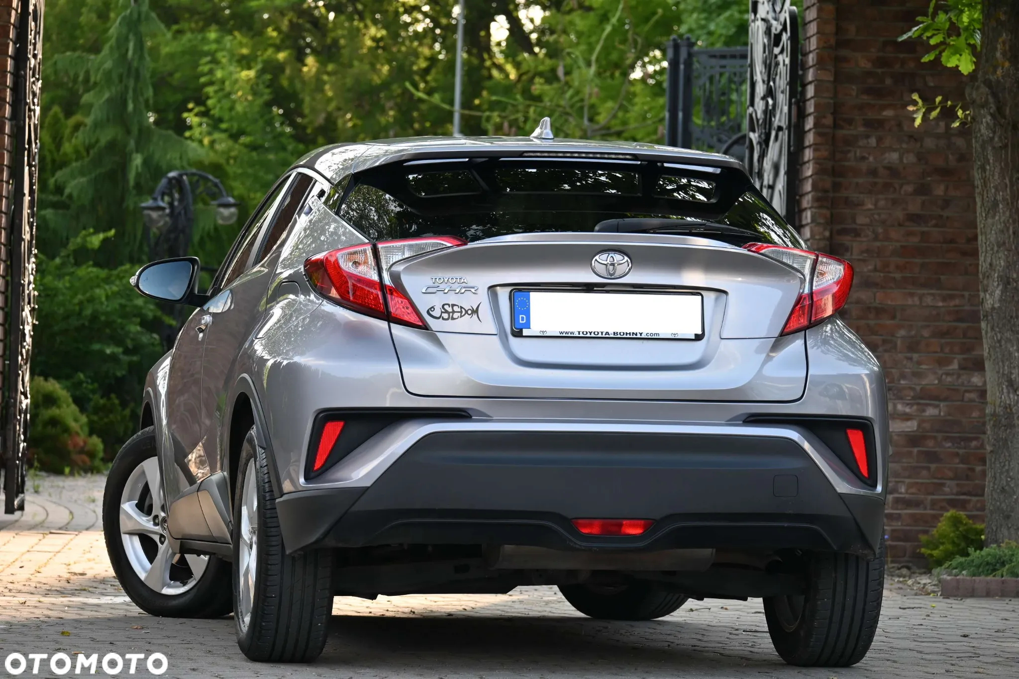 Toyota C-HR - 15