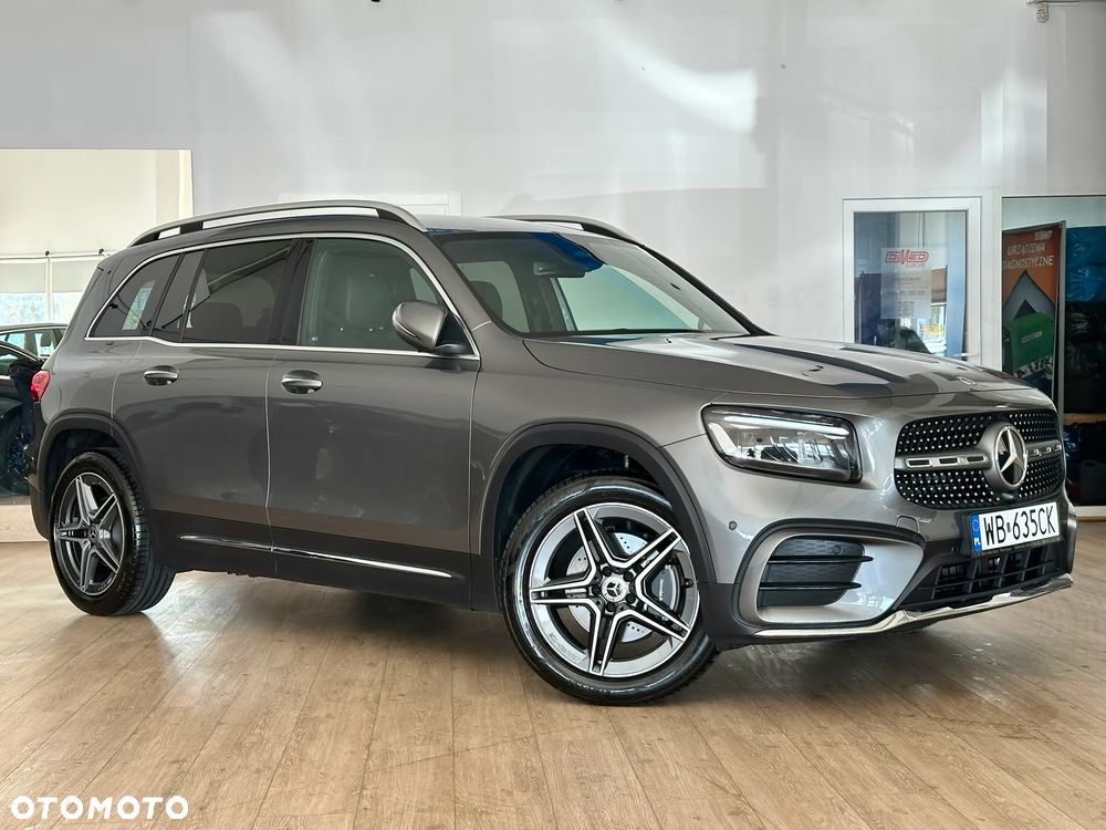 Mercedes-Benz GLB 200 mHEV AMG Line 7G-DCT