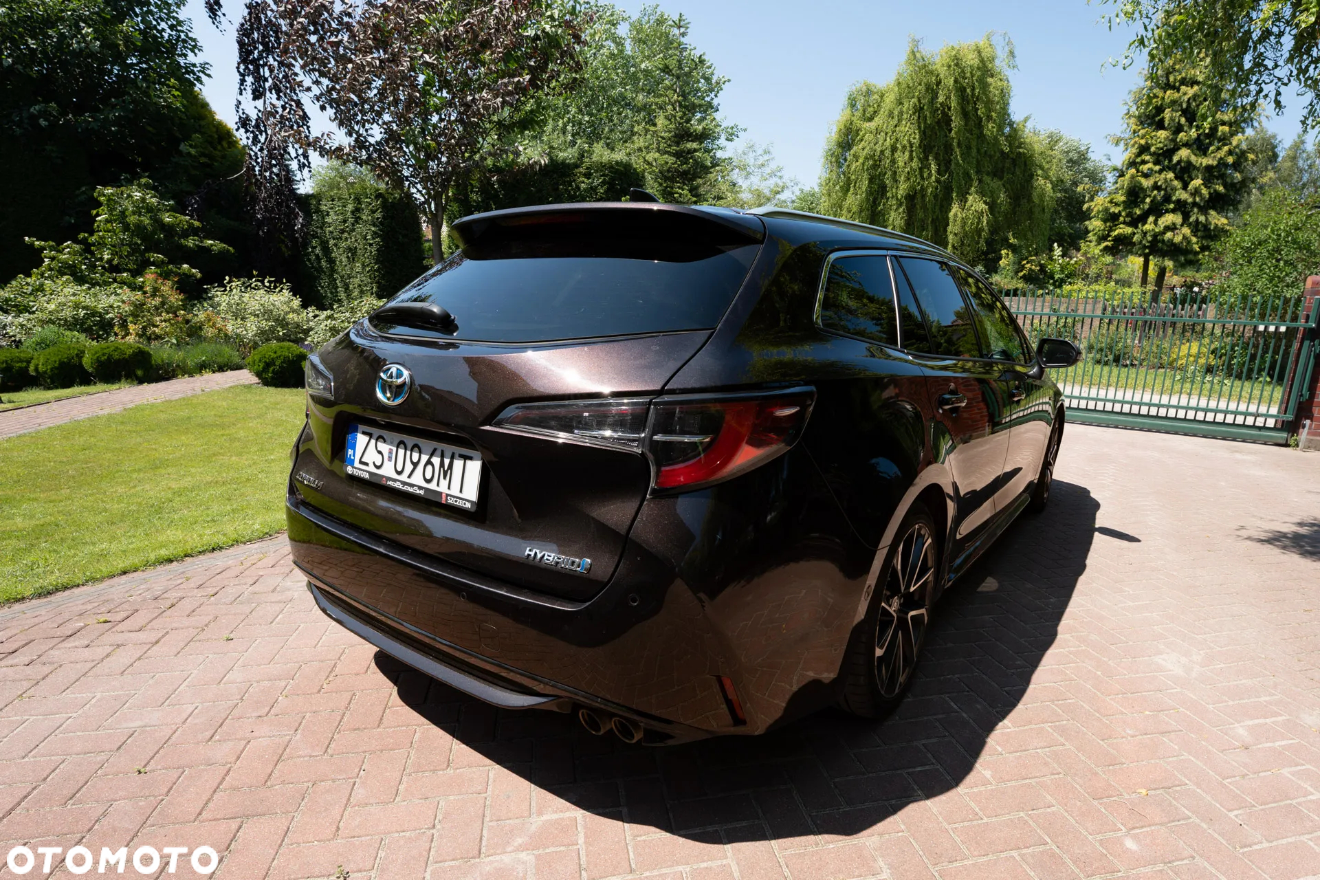 Toyota Corolla 2.0 Hybrid Executive - 3
