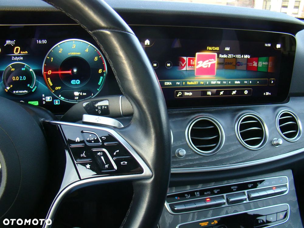 Mercedes-Benz Klasa E 300 de 9G-TRONIC AMG Line - 28