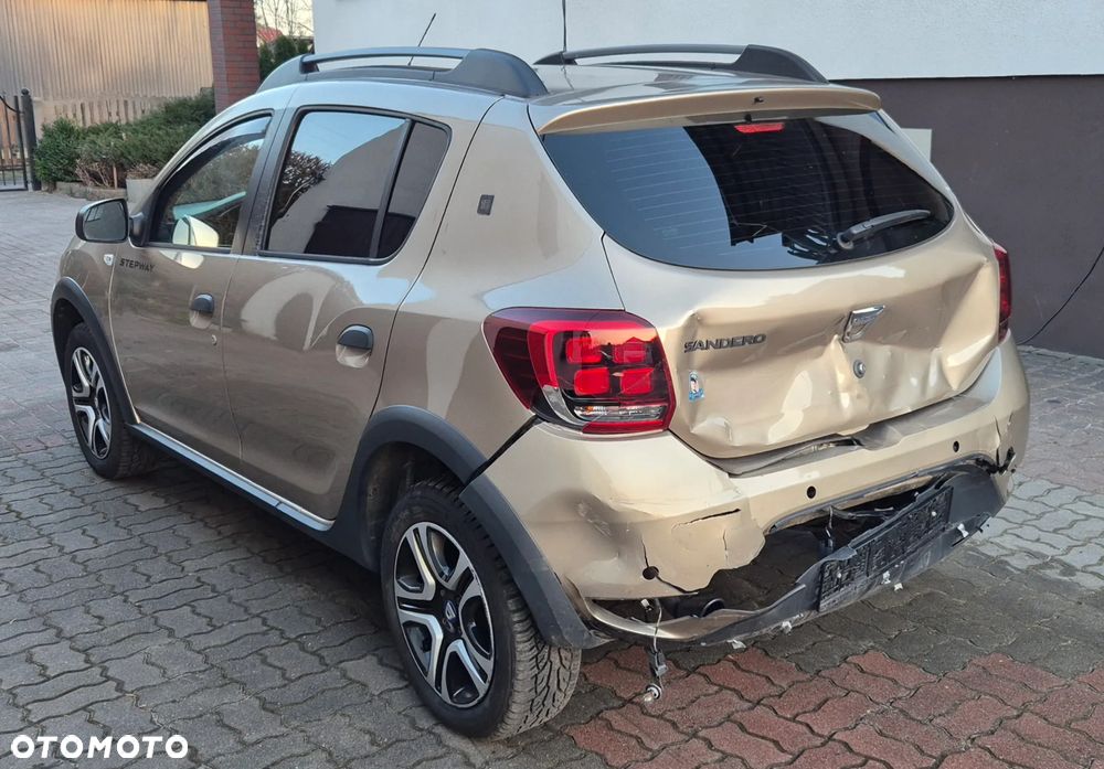 Dacia Sandero Stepway TCe 90 Easy-R Celebration - 4