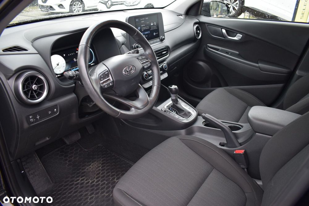 Hyundai Kona - 11