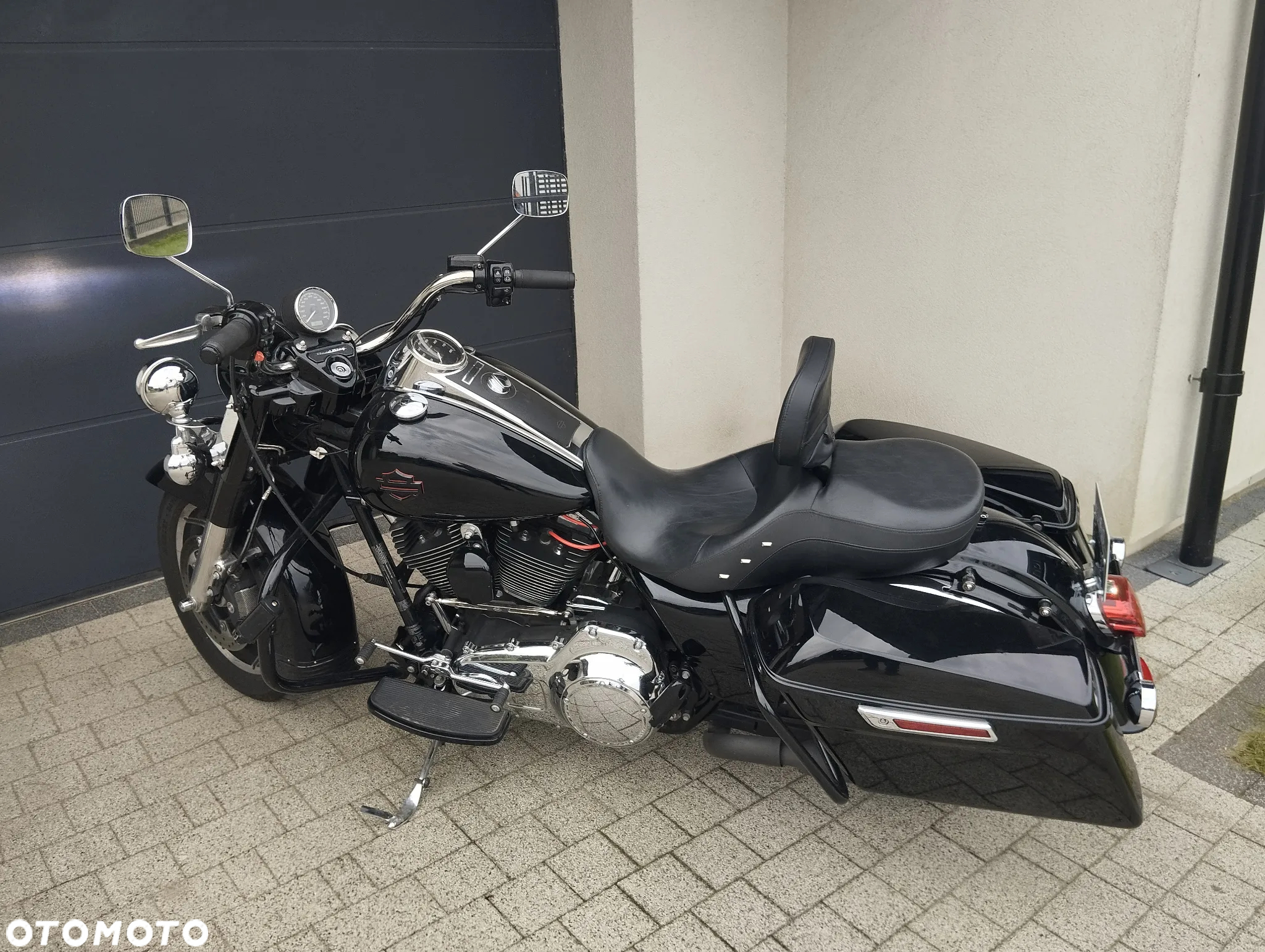 Harley-Davidson Touring Road King - 4
