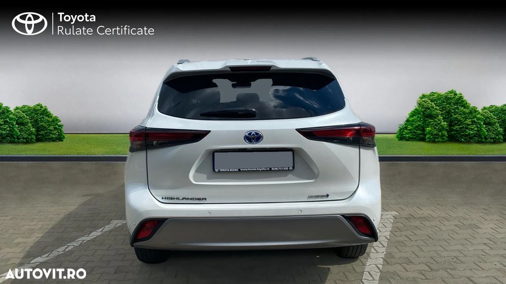 Toyota Highlander 2.5 L Hybrid Dynamic Force 248CP Luxury Pearly - 4