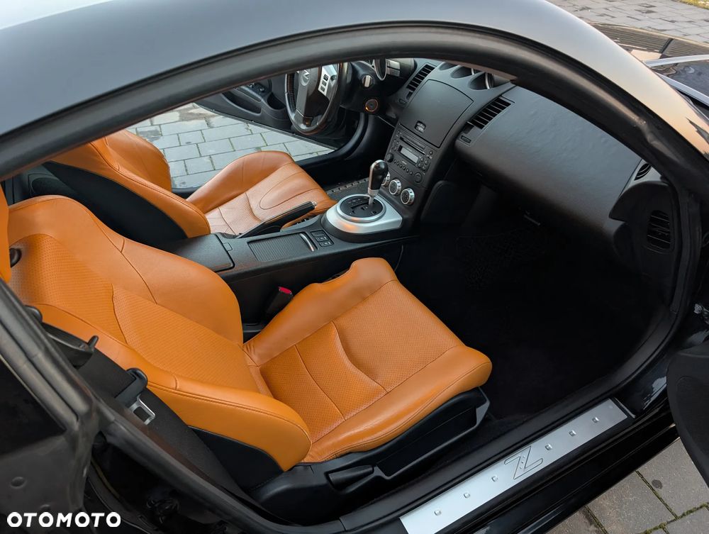 Nissan 350 Z - 15