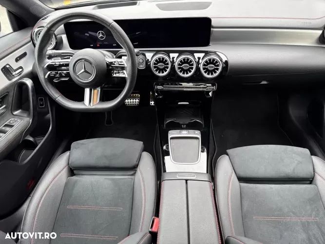 Mercedes-Benz CLA 200 MHEV Coupe - 12