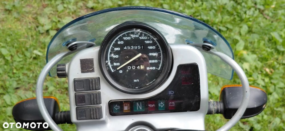 BMW R - 9