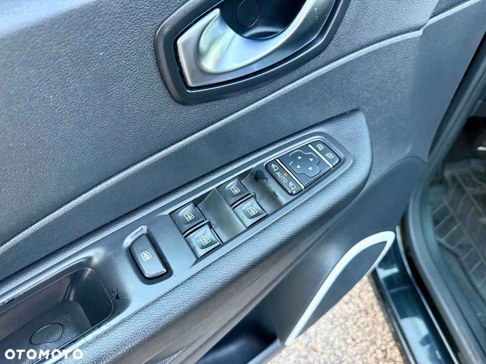 Renault Captur 1.2 Energy TCe Zen - 21